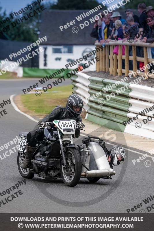 Vintage motorcycle club;eventdigitalimages;mallory park;mallory park trackday photographs;no limits trackdays;peter wileman photography;trackday digital images;trackday photos;vmcc festival 1000 bikes photographs
